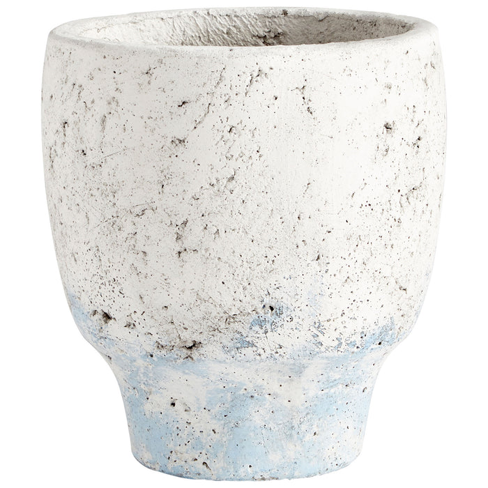 Quorum Home Cyan - 09608 - Planter - Antique White Blue Accents