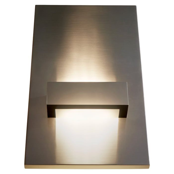 Quorum Home Oxygen - 3-527-24 - LED Wall Sconce - Satin Nickel