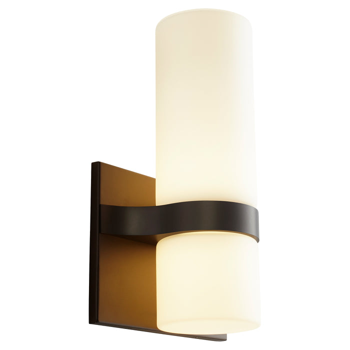 Quorum Home Oxygen - 3-539-22 - LED Wall Sconce - Oiled Bronze