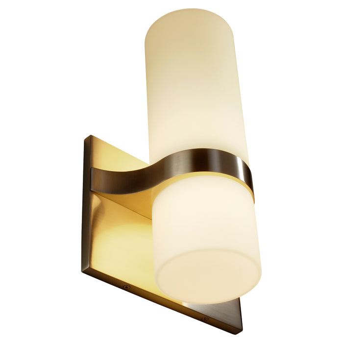 Quorum Home Oxygen - 3-539-24 - LED Wall Sconce - Satin Nickel