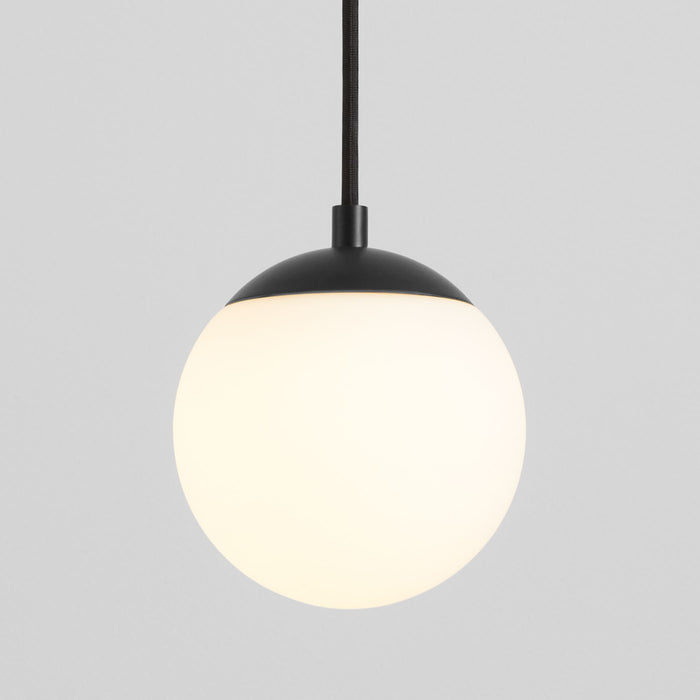 LUNA 6" Pendant UV 2700k - Black